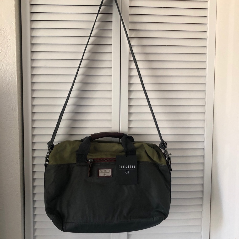 Electric Laptop bag olive green holds 15 inch laptop brand new with tags NWT - Picture 2 of 16